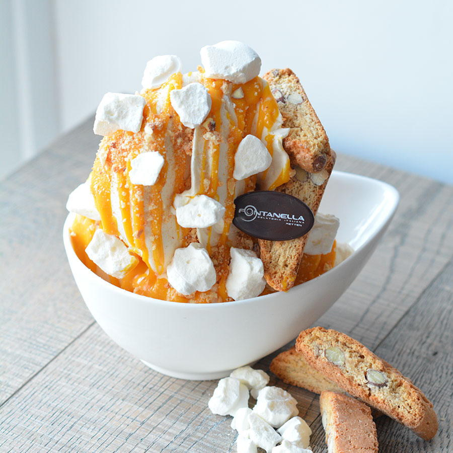Eis mit Cantuccini